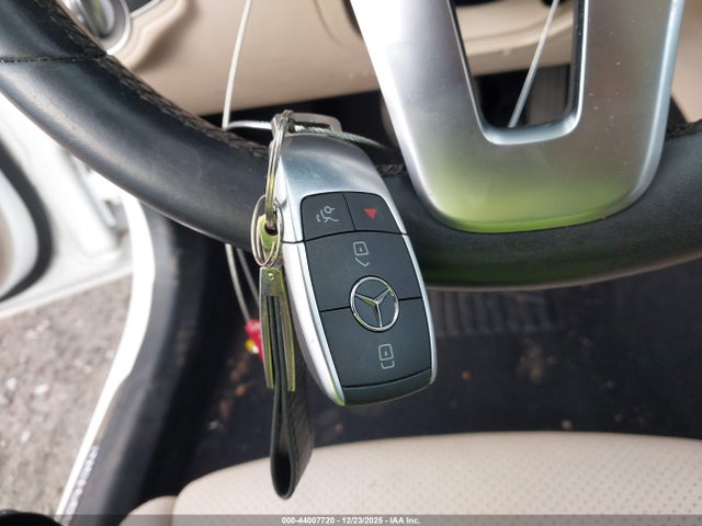 2021 MERCEDES-BENZ C 300 W1KWF8DB2MR606717 Photo 10