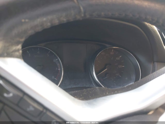 2019 NISSAN ROGUE 5N1AT2MT6KC835786 Photo 6