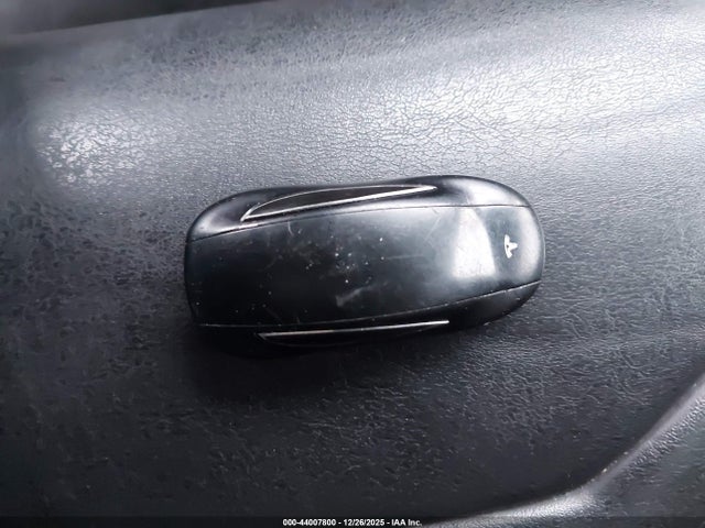 2019 TESLA MODEL X 5YJXCDE21KF190600 Photo 10