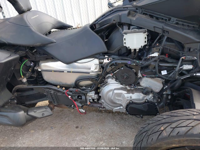 2BXNBDD23RV005450 Can-Am Spyder Roadster Rt/rt Limited
