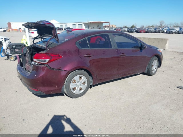 Aukcja sprzedaży 2017 Kia Forte Lx, vin: 3KPFK4A75HE151216, numer aukcji: 44007882