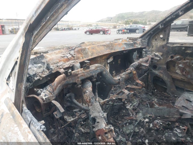 Chevrolet Tahoe Lt 2018 1GNSCBKC0JR154408 Image 15