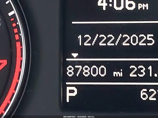 WA1ECCFS9HR006436 Audi Q3 2.0t Premium