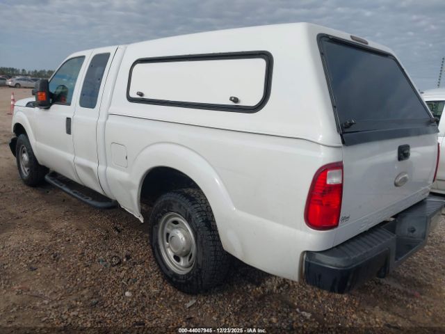 2012 FORD F-250 1FT7X2A60CEB54661 Photo 2
