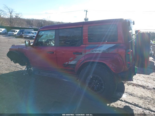 2025 FORD BRONCO 1FMEE0RR9SLB11183 Photo 2