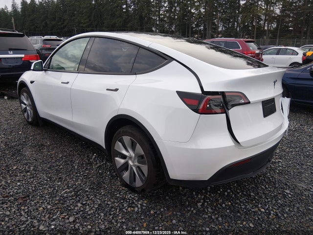 Продаж на аукціоні авто 2024 Tesla Model Y Long Range Dual Motor All-wheel Drive, vin: 7SAYGDEE8RF078148, номер лоту: 44007969
