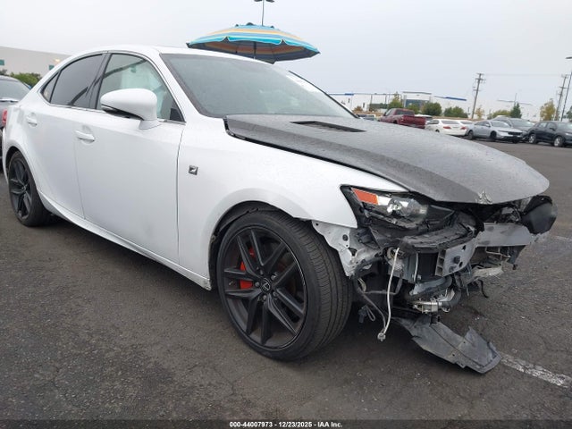 2016 LEXUS IS 200T JTHBA1D21G5030661 Photo 0