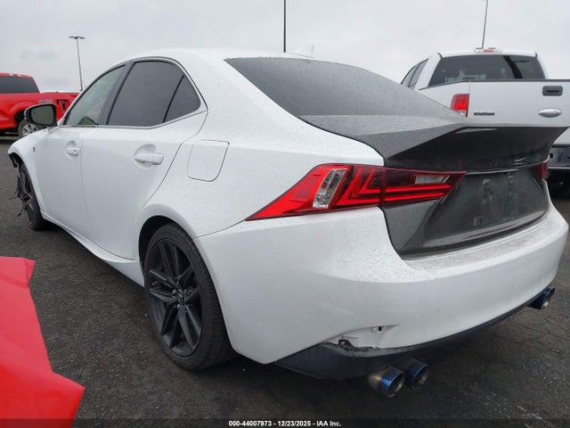 2016 LEXUS IS 200T JTHBA1D21G5030661 Photo 2