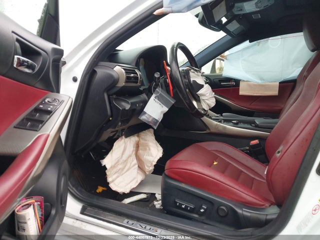 2016 LEXUS IS 200T JTHBA1D21G5030661 Photo 4