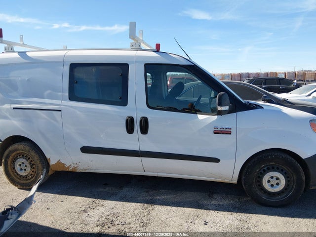 44007989 :رقم المزاد ، ZFBERFAB0H6F47587 vin ، 2017 Ram Promaster City Tradesman مزاد بيع