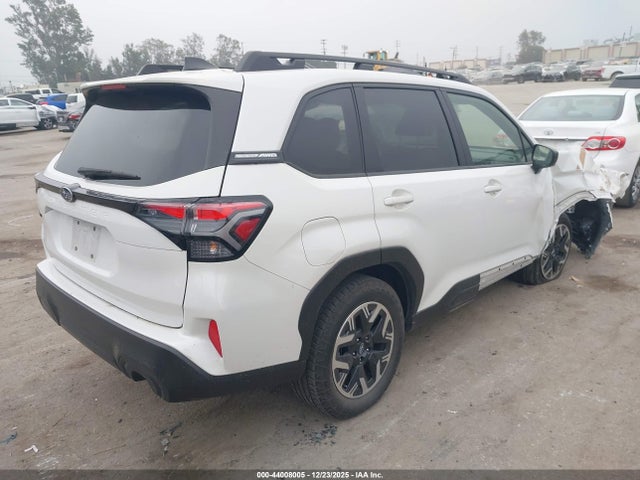 Subaru Forester Premium 2025 JF2SLDBC4SH459102 Image 4