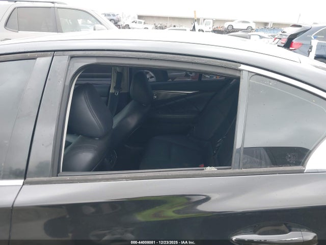 JN1BV7AR2FM423280 Infiniti Q50 Premium