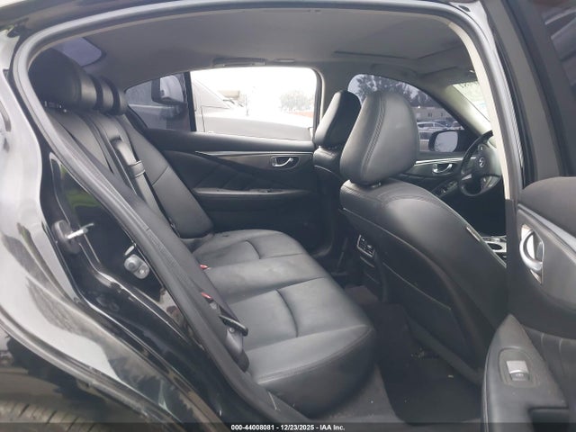 JN1BV7AR2FM423280 Infiniti Q50 Premium