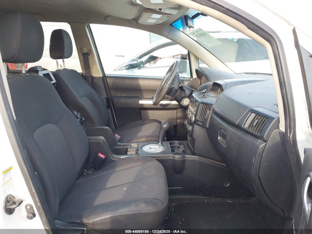 2011 MITSUBISHI ENDEAVOR 4A4JN2AS3BE032229 Photo 4