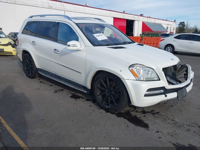 2011 MERCEDES-BENZ GL 550 4JGBF8GE4BA689220