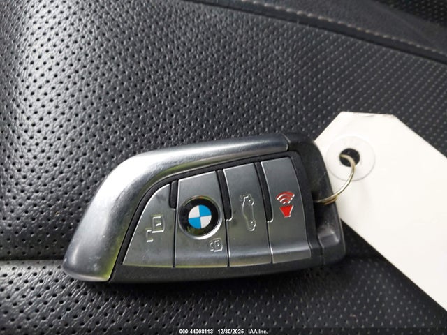 2021 BMW X6 5UXCY6C03M9F06820 Photo 10