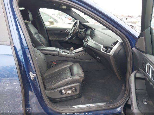 2021 BMW X6 5UXCY6C03M9F06820 Photo 4
