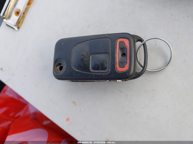 44008126 :رقم المزاد ، WDBKK65F42F268714 vin ، 2002 Mercedes-benz Slk 320 مزاد بيع