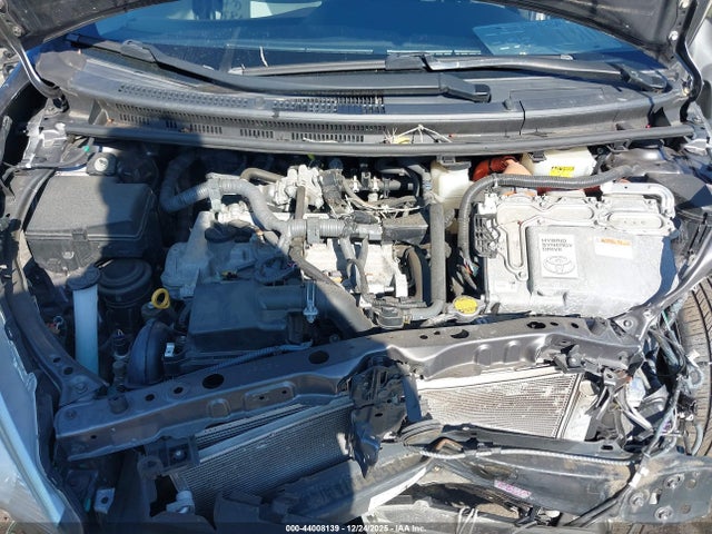 2013 TOYOTA PRIUS C JTDKDTB31D1552810 Photo 9