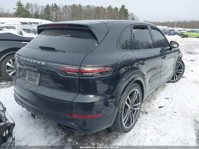 2021 PORSCHE CAYENNE WP1AF2AY4MDA36600 Photo 3