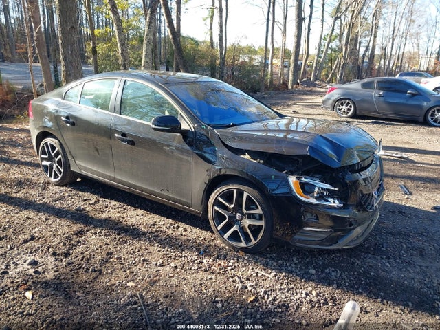 2018 VOLVO S60 YV126MFL2J2466934