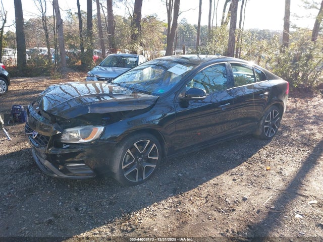 2018 VOLVO S60 YV126MFL2J2466934 Photo 1