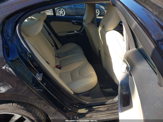 2018 VOLVO S60 YV126MFL2J2466934 Photo 7
