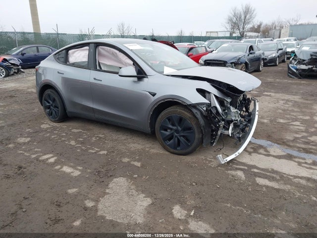 2025 TESLA MODEL Y 7SAYGDEE0SA338433 Photo 0