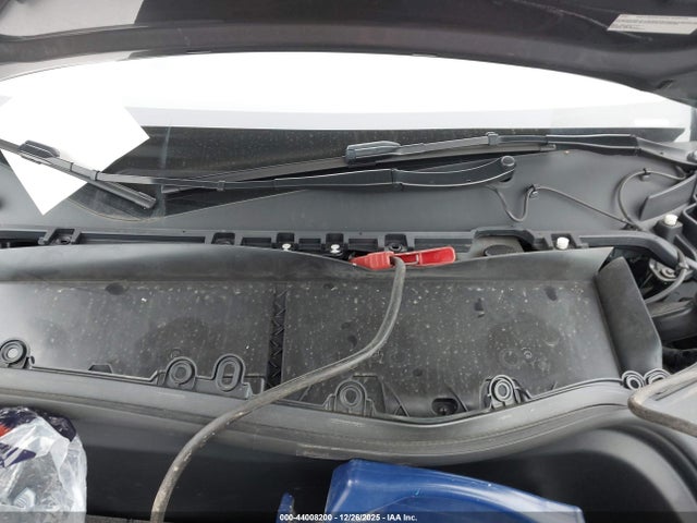 2025 TESLA MODEL Y 7SAYGDEE0SA338433 Photo 9