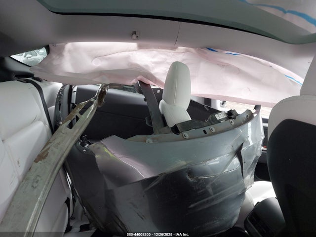 2025 TESLA MODEL Y 7SAYGDEE0SA338433 Photo 7