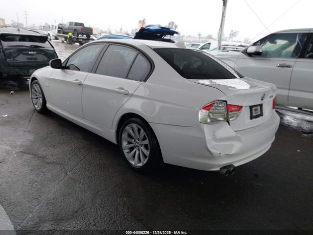 2011 BMW 328I WBAPH5C5XBA447991 Photo 2