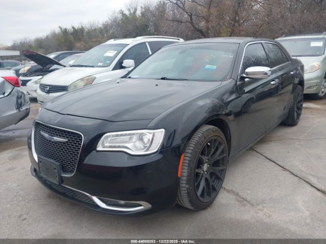 2018 CHRYSLER 300 2C3CCAEG2JH142688 Photo 1
