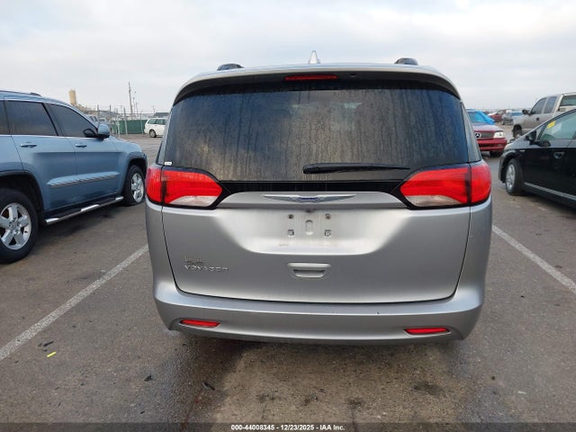 Продажа на аукционе авто 2020 Chrysler Voyager Lxi, vin: 2C4RC1DG9LR256918, номер лота: 44008345