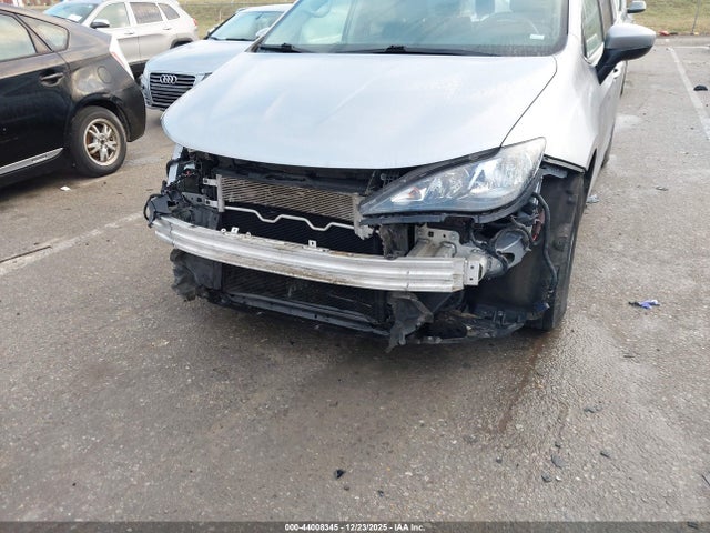 Продажа на аукционе авто 2020 Chrysler Voyager Lxi, vin: 2C4RC1DG9LR256918, номер лота: 44008345