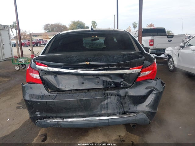 Продаж на аукціоні авто 2013 Chrysler 200 Lx, vin: 1C3CCBAB7DN686065, номер лоту: 44008346