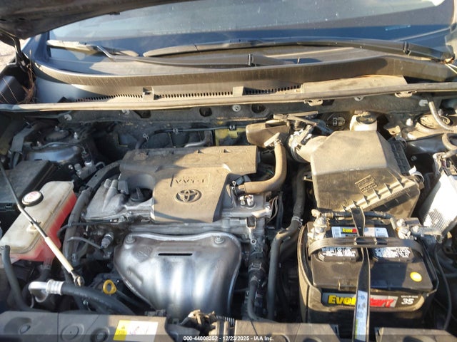 Toyota RAV4 LE 2017 JTMZFREVXHJ700645 Image 10