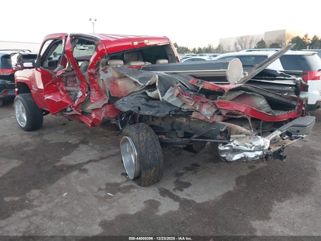 Продажа на аукционе авто 2007 Gmc Sierra 2500hd Classic Slt, vin: 1GTHK23D27F185585, номер лота: 44008396