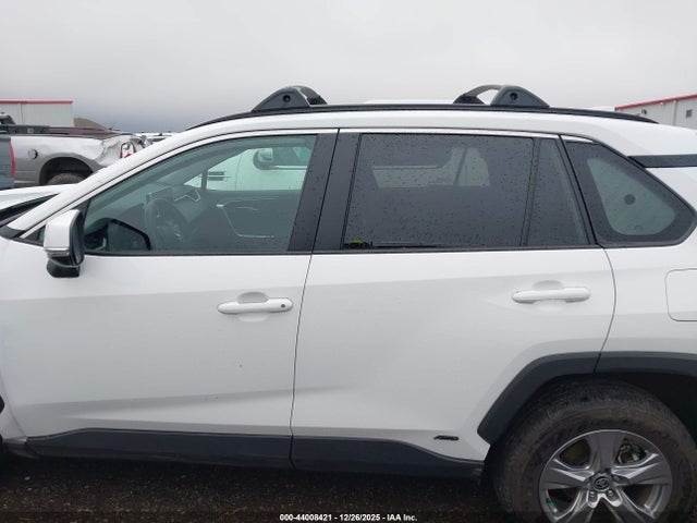 2T3RWRFV9RW236040 Toyota Rav4 Hybrid Xle