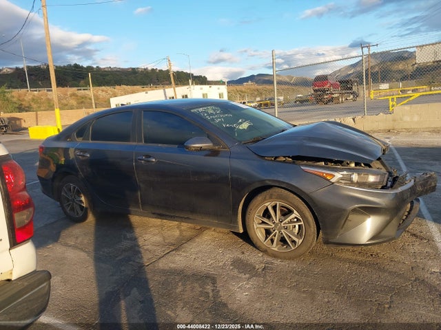 3KPF24AD4RE785690 KIA Forte Lxs