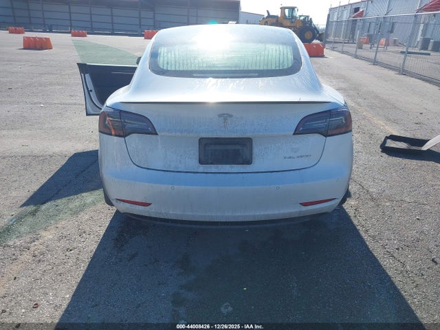 2022 Tesla Model 3 Long Range Dual Motor All-wheel Drive მანქანა იყიდება აუქციონზე, vin: 5YJ3E1EB3NF188522, აუქციონის ნომერი: 44008426