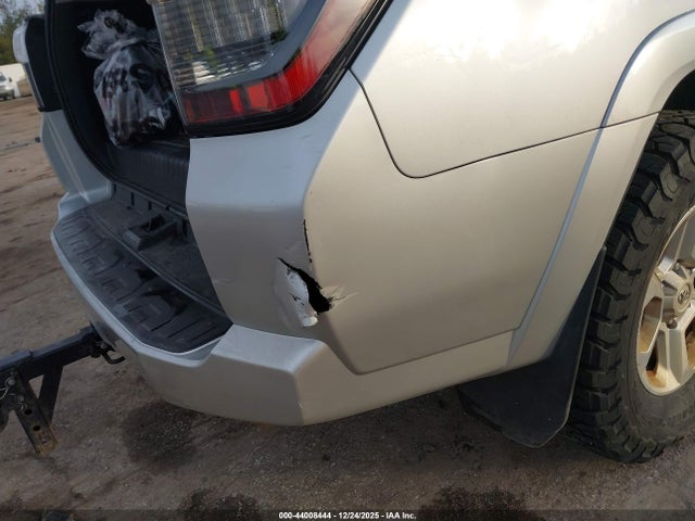 2019 TOYOTA 4RUNNER JTEBU5JRXK5640192 Photo 5