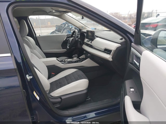 2025 MITSUBISHI OUTLANDER JA4J4VA88SZ014103 Photo 4