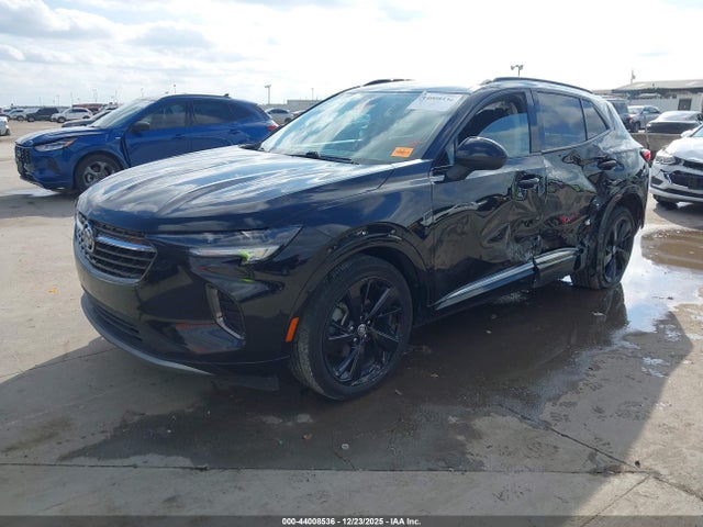 2022 BUICK ENVISION LRBFZNR49ND020703 Photo 1