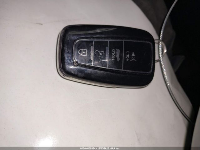 2021 TOYOTA PRIUS PRIME JTDKAMFP4M3187846 Photo 10