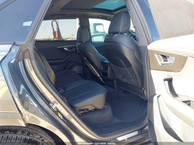 2025 AUDI Q8 WA1FVBF18SD034491 Photo 7