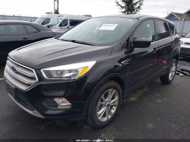 1FMCU9GD4KUA21147 Ford ESCAPE SE