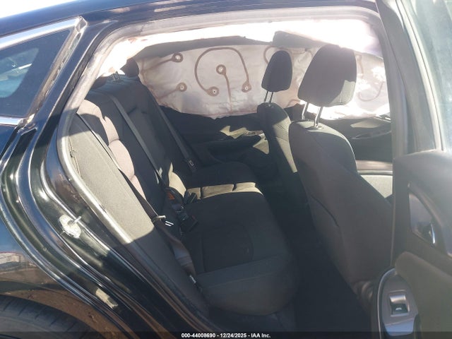 1G1ZD5ST4LF126338 Chevrolet Malibu Fwd Lt