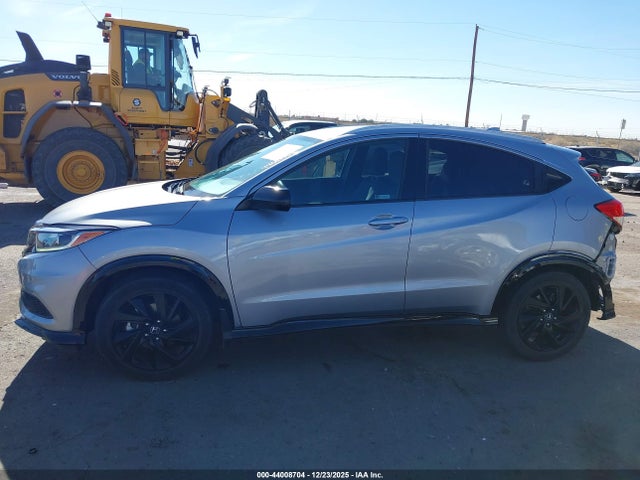 3CZRU5H12NM717083 Honda Hr-v 2wd Sport