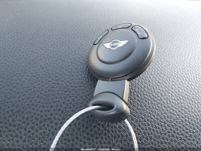 2010 MINI JOHN COOPER WORKS WMWMF9C59ATF97564 Photo 10