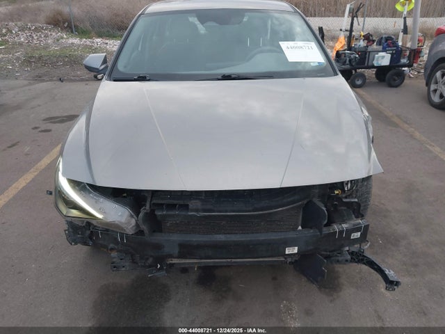 KMHLL4AG7MU142363 Hyundai ELANTRA SE